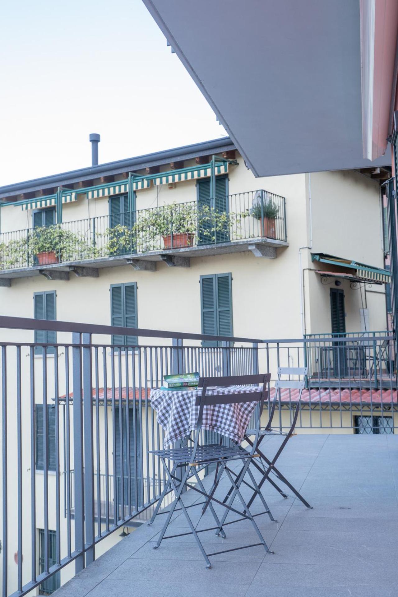 La Roseta Apartment Varenna Exterior photo