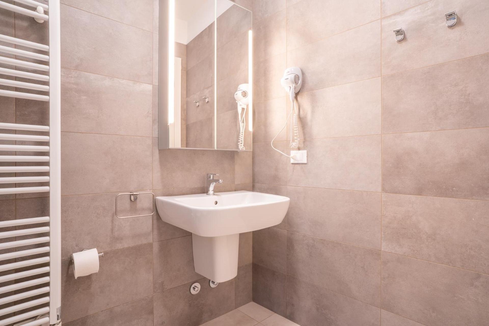 La Roseta Apartment Varenna Exterior photo